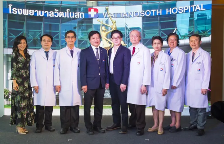 กว่าทศวรรษ กับ กว่าทศวรรษ กับชัยชนะสู้มะเร็ง สู่ Center of Excellence in Cancer Care สู่ Center of Excellence in Cancer Care
