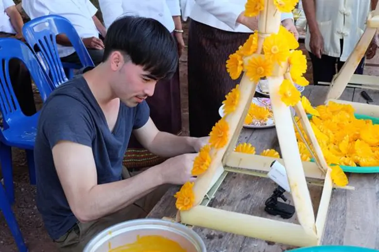 จ๊อบ – นิธิ สมุทรโคจร กูรูนักท่องเที่ยวมา...