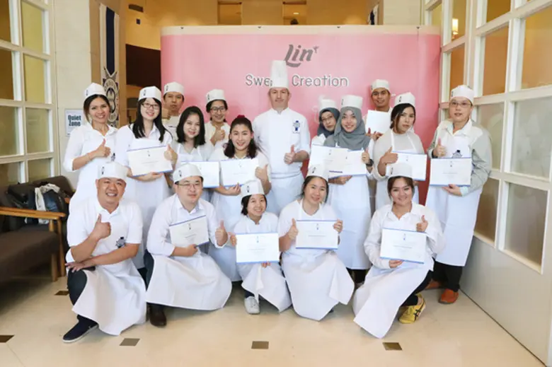 โรงเรียนสอนการประกอบอาหาร เลอ กอร์ดอง เบล...