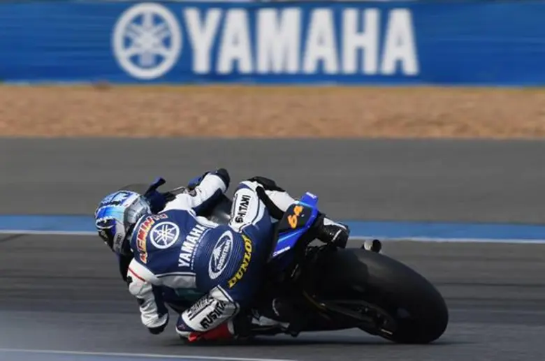 “นักบิดไทย” ครองหัวแถวซ้อมวันแรกมีลุ้นแชมป์บิดเอเชียในบ้านเกิด