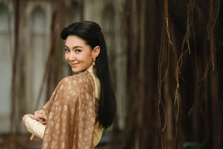 ชั่วโมงนี้ต้องยอมกราบในความ ออเจ้า ให้กับ...