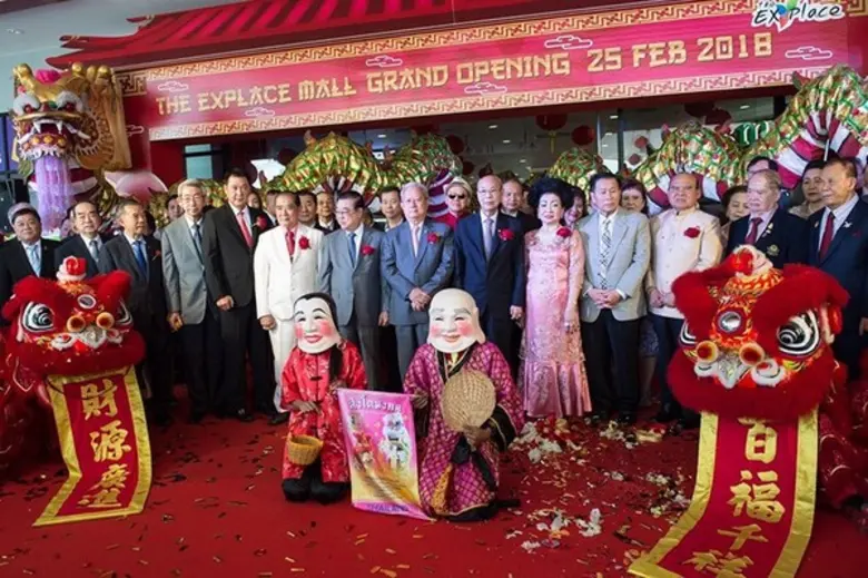 “The Explace Mall” จัดเต็มเชิญหนุ่มหล่อขั้นเทพ “โดม” เปิดงาน “Grand Opening”