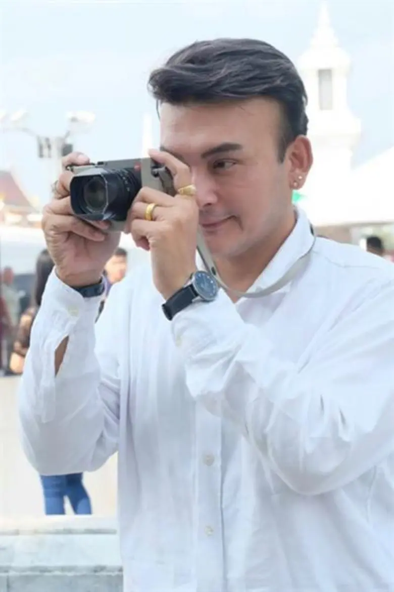 ชัช ทรงธรรม หน้าบานละครสองเรื่องที่ร่วมจัดได้รับรางวัล