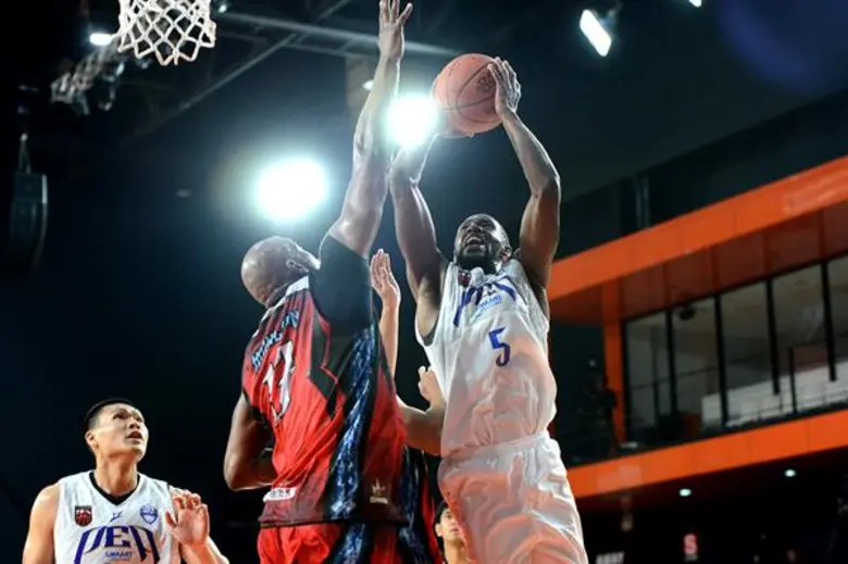 ผลคะแนนบาสฯGSB TBSL2018 ทีมแมดโกทชนะทีมการไฟฟ้า