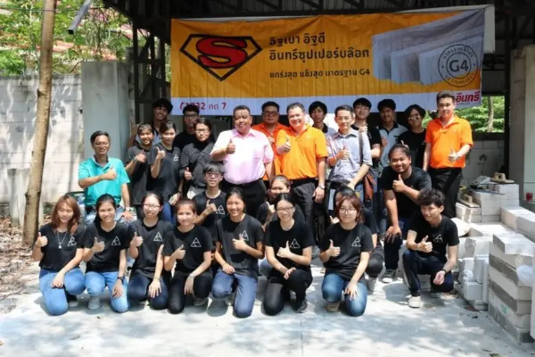 นายชัยชนะ เดชแพ ผู้อำนวยการสำนักงานพัฒนาฝ...