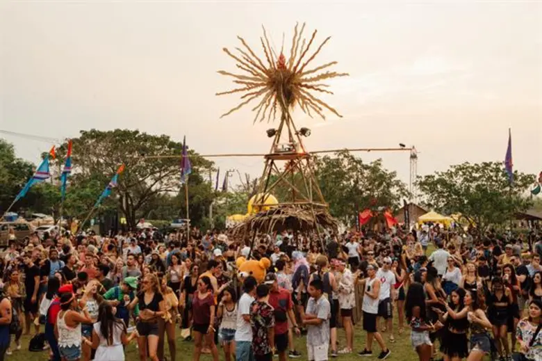 ปิดฉากลงอย่างสวยงาม กับ Kolour In The Park 2018 สุดสัปดาห์แห่งเทศกาลที่รวมตัวคนรักงานศิลป์และดนตรีไว้ด้วยกันอย่างลงตัว