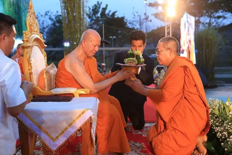 พระพรหมเมธี อุปนายกสภามหาวิทยาลัยมหามกุฏร...