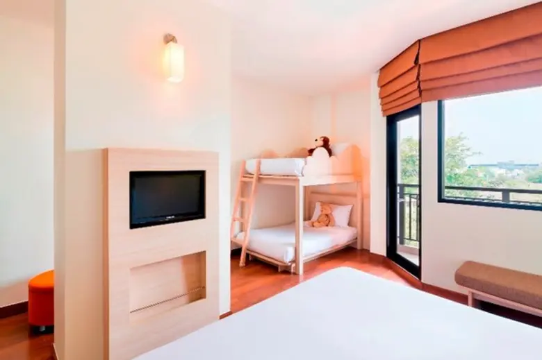 แพ็คเกจห้องแฟมิลี่ราคาพิเศษ ที่โรงแรมไอบิส เอราวัณ ประเทศไทย