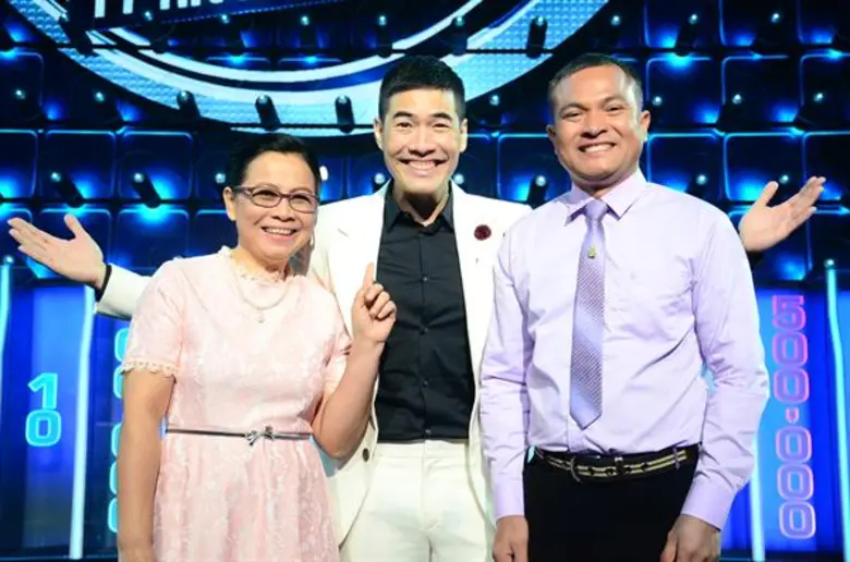 ทีวีไกด์: รายการ “The Wall กำแพงพลิกชีวิต” “เดี่ยว” แท็กซี่ใจบุญรับ-ส่งคนป่วย พิการ ฟรี ควงภรรยาลุ้นเงินจาก “The Wall”!!