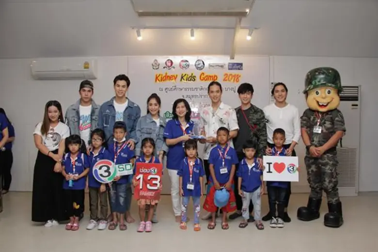 นักแสดงรุ่นใหม่ไฟแรง จาก TEEN TIME SERIES ช่อง 28 นำทีมร่วมปลูกป่าชายเลน ในกิจกรรม “ปันรัก ปันสุข ให้น้องปี4”