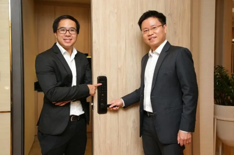 ดร. ทวิชา ตระกูลยิ่งยง ประธานผู้บริหารสาย...