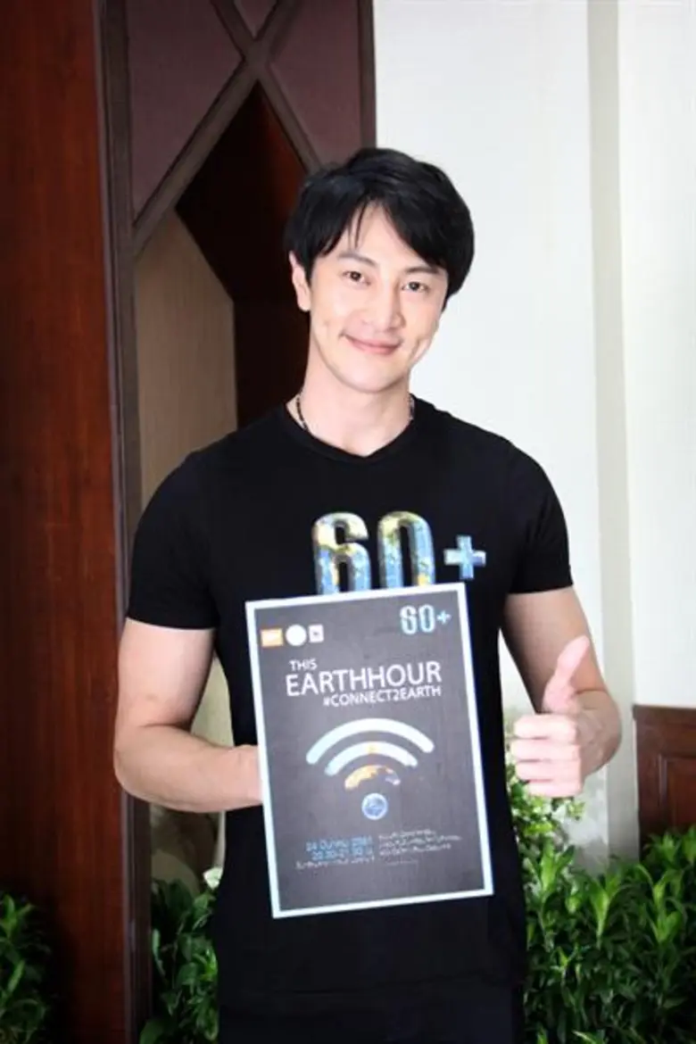 ดาราช่อง 8 “กฤตฎ์-จูน” ชวนปิดไฟ 1 ชม. ลดโลกร้อน