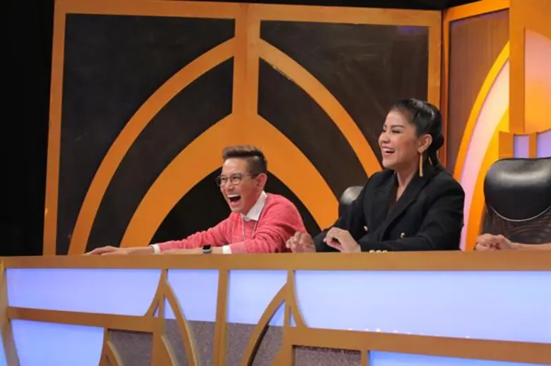 สุดฮา!! บอล เชิญยิ้ม ,โรเบิร์ต สายควัน ปะทะ จาตุรงค์ มกจ๊ก กลางเวทีมาสเตอร์คีย์