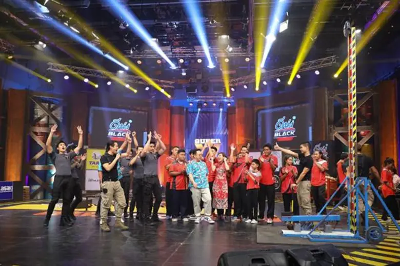 ทีวีไกด์: รายการ "เกมพันหน้า ซูเปอร์ เซเว่น"  “ฟรอยด์” ยกนิ้วให้ “คณะสิงโตมังกรหยก”  สู้สุดตัว “แลกข้าวสาร”