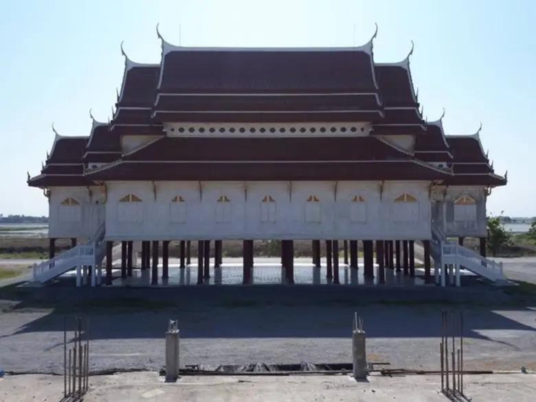 เชิญชวนพุทธศาสนิกชนร่วมบุญใหญ่ในโครงการหุ้มทองคำพุ่มข้าวบิณฑ์ยอดเจดีย์ วัดวชิรธรรมาราม จังหวัดพระนครศรีอยุธยา