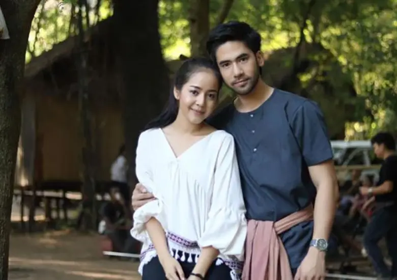 เหมือนมาก!!เปิดวาร์ป ต้น ศักราช โป๊ป 2 แฝด พี่หมื่นของออเจ้า