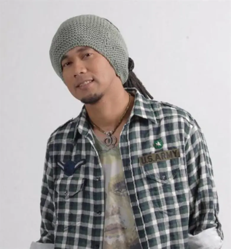 วิด ไฮเปอร์ ขอเชิญแฟนเพลงร่วมฟังบทเพลงชิลล์ ในแนวดนตรียุค 90