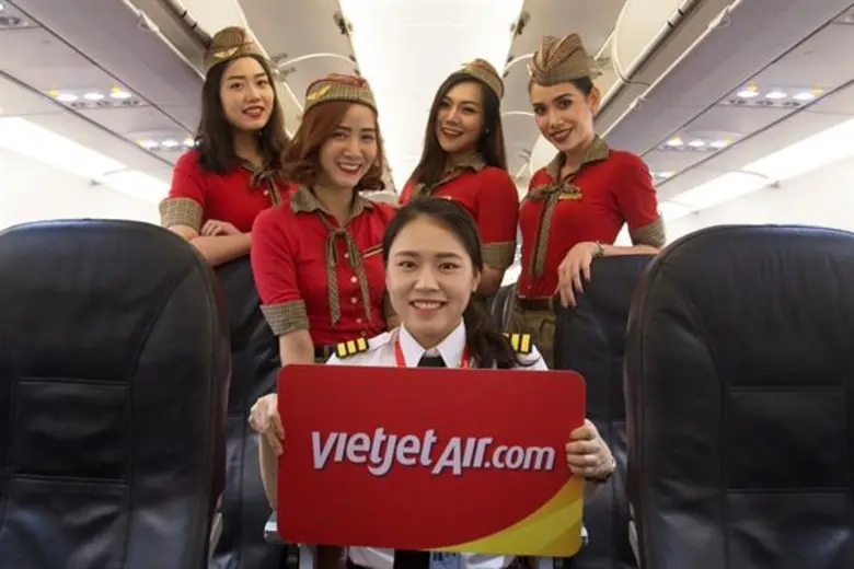 เที่ยวบินพิเศษ ทำการบินโดยลูกเรือผู้หญิงท...