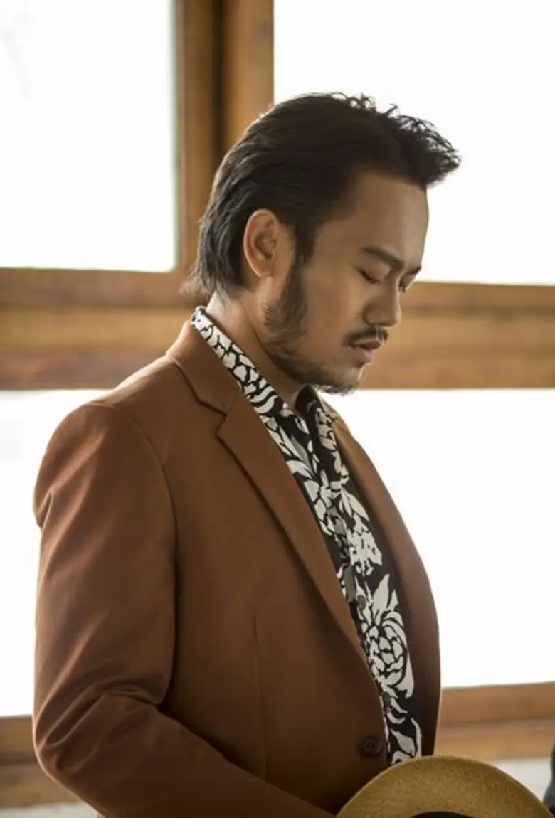 เพลงใหม่ล่าสุดจากศิลปิน "สิงโต นำโชค - อย่าร้องไห้"