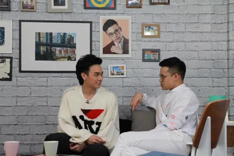 สัปดาห์นี้ในรายการ "Loukgolf's English Room" พบกับห...