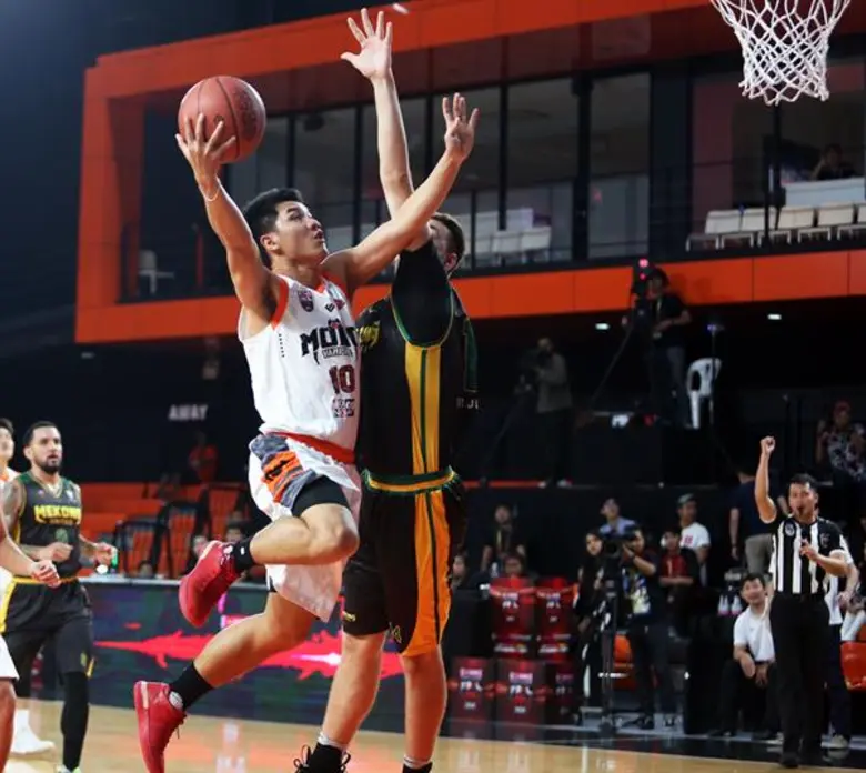 ผลคะแนนบาสฯ GSB TBSL2018 ทีมโมโนแวมไพร์ชนะทีมแม่โขง ยูไนเต็ด