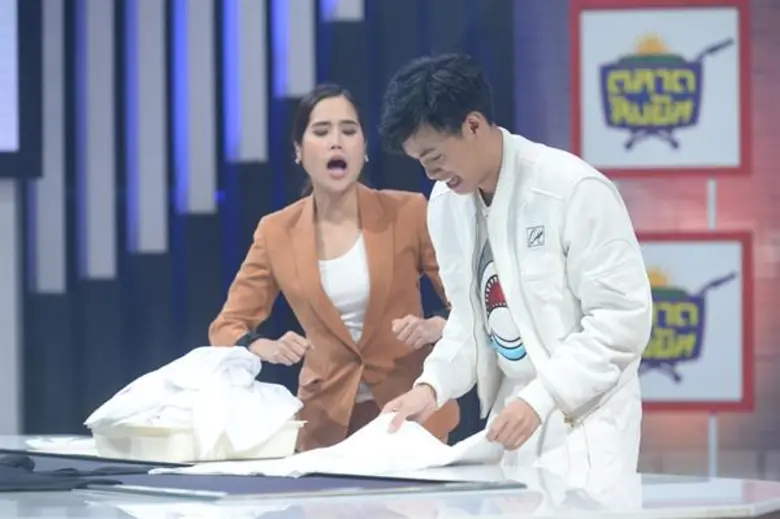 ทีวีไกด์: รายการ “Crazy Market ตลาดสัมผัส” ปอ อรรณพ” ค้าน! ไม่ได้มีดีแค่เด้งเอว ขอท้าสัมผัส สู้คำถาม ใน “Crazy Market ตลาดสัมผัส”