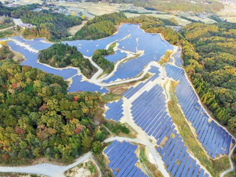 CHOW ปลื้มโรงไฟฟ้าแสงอาทิตย์ Iwaki ขนาด 2...