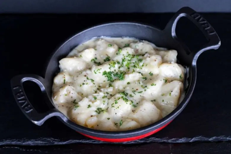 เชฟแพทริเซีย ประจำห้องอาหารลากริตต้า โรงแ...