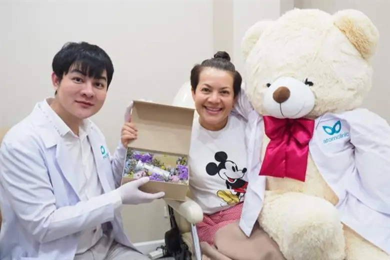 อะตอม คลินิก ตอบแทนคุณลูกค้าที่ให้เราดูแล...