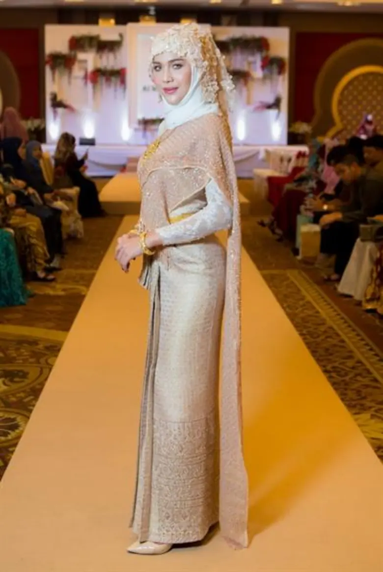 โรงแรม อัล มีรอซ ฮาลาลโฮเต็ลแห่งแรกในประเ...