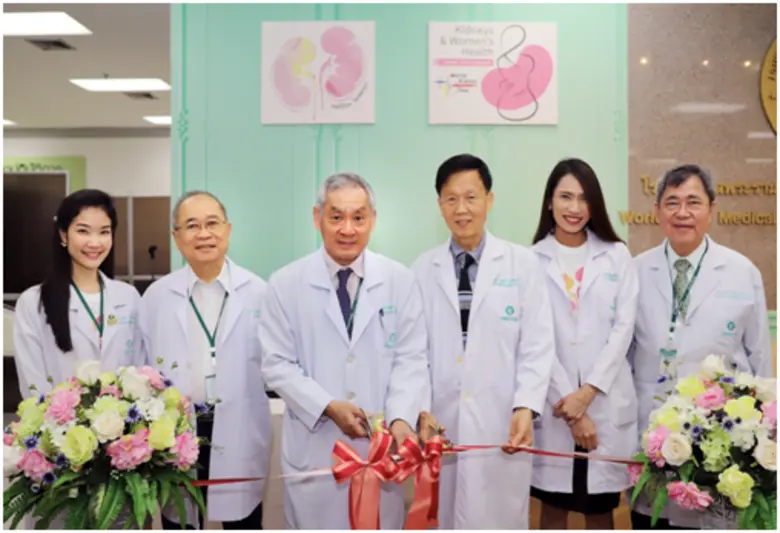 นายแพทย์เสถียร ภู่ประเสริฐ กรรมการผู้อำนว...