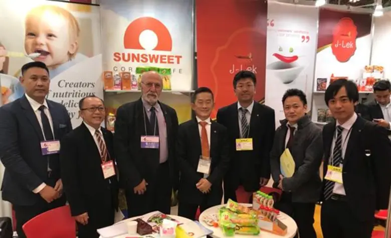 ดร. องอาจ กิตติคุณชัย ประธานเจ้าหน้าที่บร...