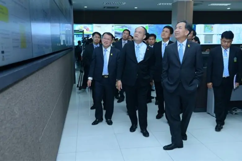 รัฐมนตรีเกษตรฯ นำทีมตรวจเยี่ยมกรมชลประทาน เน้นบูรณาการทำงานร่วมจังหวัด สร้างความเข้าใจกับประชาชน