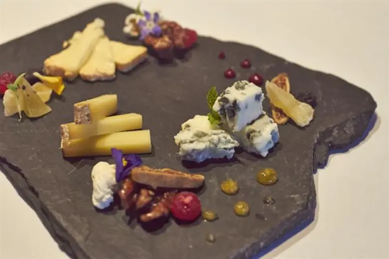 ห้องอาหาร เดอะ รีเฟล็กซ์ชั่นส์ ภูมิใจนำเสนอ “โซเชียล แซทเทอร์เดย์ บรันช์” เลิศรส ใหม่ล่าสุด การันตีด้วยรางวัลห้องอาหารคุณภาพดีที่ใช้วัตถุดิบสดใหม่และปรุงอย่างพิถีพิถัน (The Plate) โดย หนังสือคู่มือ มิชลิน ไกด์ กรุงเทพฯ