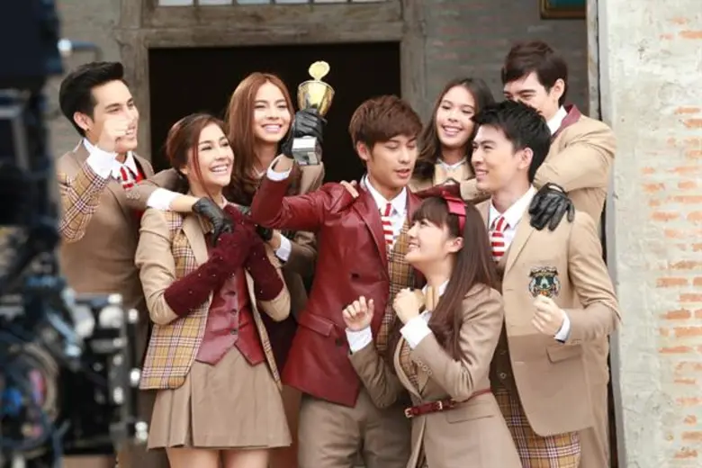 'หน่อง’ ฉีกกฏเดิมๆ ลุยละครซ้อนซีรีส์แนวใหม่ “เรื่อง ลับ หลัง” พร้อม!! แฉทุกความลับ