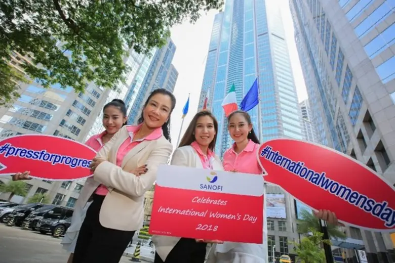 ซาโนฟี่ โดยผลิตภัณฑ์แลคตาซิด นำโดย นางสาว...