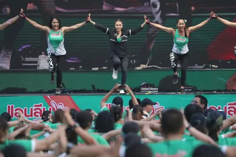 แอนลีน ยึดสวนลุมพินี จัดมหกรรมมูฟที่ใหญ่ที่สุดในประเทศไทย ANLENE MOVE FESTIVAL 2018 มูฟแม็กซ์ แอคทีฟ ได้มากกว่า ปีที่ 2 รีลอนช์ครั้งยิ่งใหญ่ในรอบ 22 ปี พร้อมเปิดตัวพรีเซนเตอร์ล่าสุด 'ลีเดีย - ศรัณย์รัชต์ ดีน’