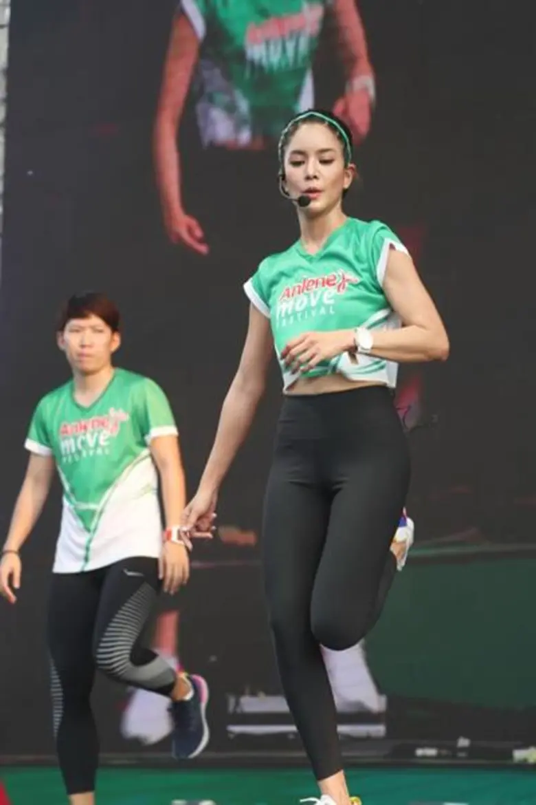 แอนลีน ยึดสวนลุมพินี จัดมหกรรมมูฟที่ใหญ่ที่สุดในประเทศไทย ANLENE MOVE FESTIVAL 2018 มูฟแม็กซ์ แอคทีฟ ได้มากกว่า ปีที่ 2 รีลอนช์ครั้งยิ่งใหญ่ในรอบ 22 ปี พร้อมเปิดตัวพรีเซนเตอร์ล่าสุด 'ลีเดีย - ศรัณย์รัชต์ ดีน’