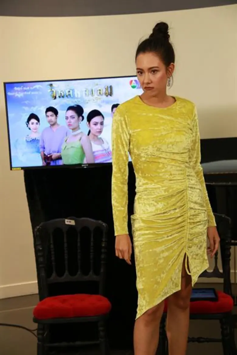 “เคลลี่-แซมมี่-อานัส-เมย์” แท็กทีม LIVE สด เผาหมดเปลือก ในละคร “วิหคหลงลม”