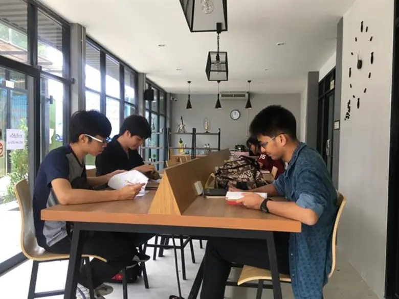 ธพว. ผนึกพลัง ม.อุบลฯ เปิด Joint Space พื้นที่ปลุกไอเดีย ปั้นผู้ประกอบการเอสเอ็มอี-สตาร์ทอัพยุคใหม่ชั้นยอด