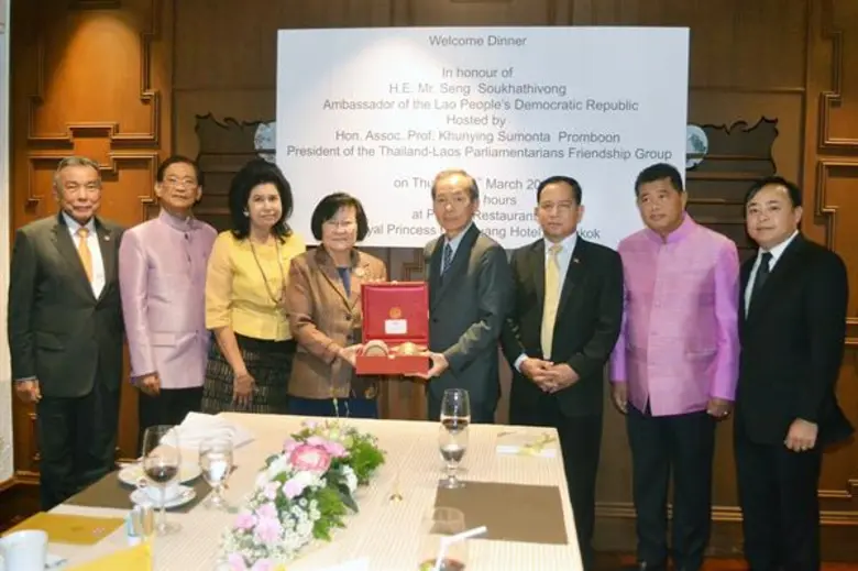 รศ. ดร.คุณหญิง สุมณฑา พรหมบุญ สมาชิกสภานิ...