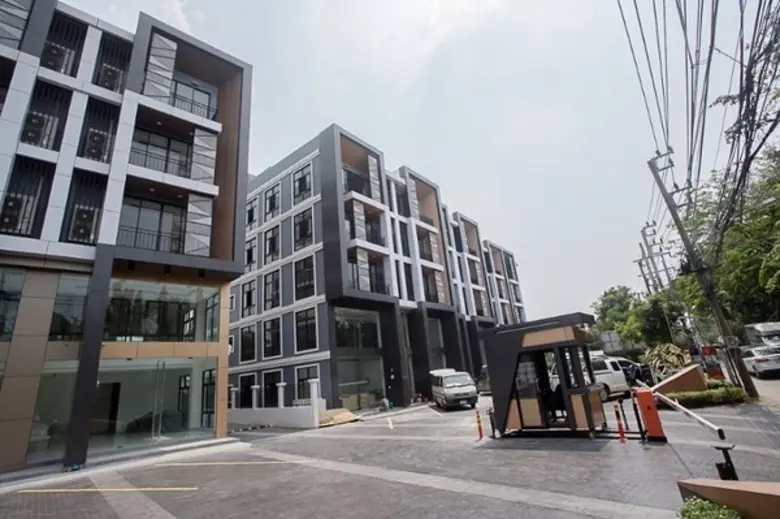 โครงการเอมเบลซอนโฮมออฟฟิศหรูบนทำเลถนนบางนา-ตราด 30