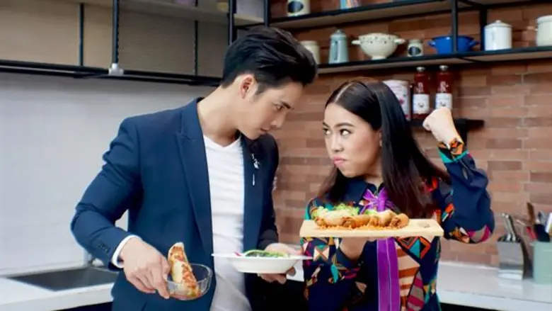 ทีวีไกด์: รายการ "เลดี้ก้นครัว" “เด่นคุณ” Come Back โชว์ลีลาแข่งทำอาหารกับสาวๆ เลดี้ก้นครัว