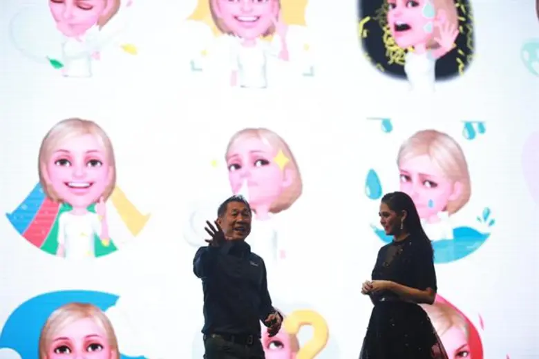 ซัมซุง ดึง 'ชมพู่ อารยา’ เปิดตัวสมาร์ทโฟนรุ่น “กาแลคซี่ เอส 9 และเอส 9 พลัส”สวยสะกดตาทุกช็อต ให้คุณสร้างสติ๊กเกอร์ของตัวเองไม่เหมือนใครแบบ 3 มิติ !