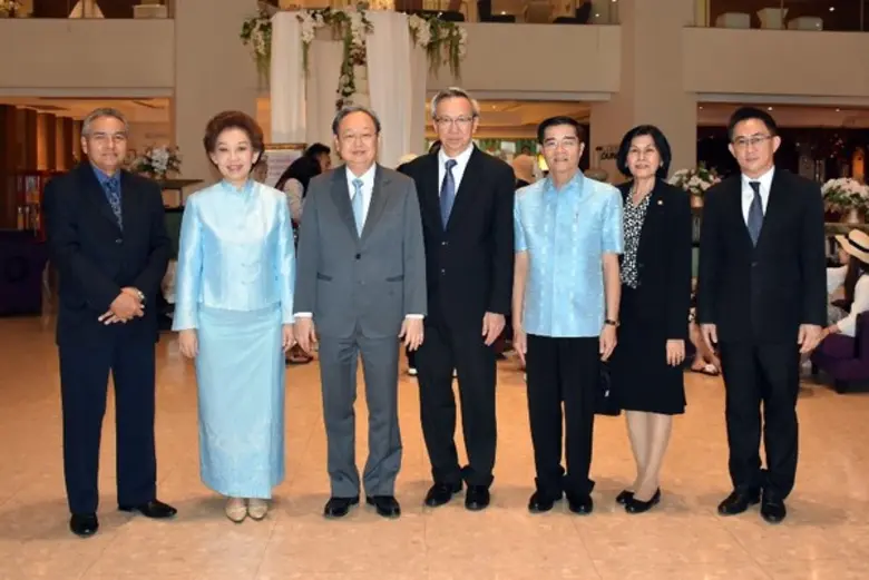 ท่านสนธิรัตน์ สนธิจิรวงศ์ รัฐมนตรีว่าการก...