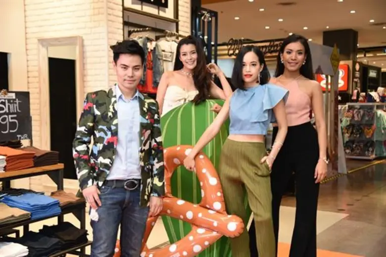 อากาศที่ว่าร้อนแรง ยังไม่ฮอตเท่าวงการแฟชั...