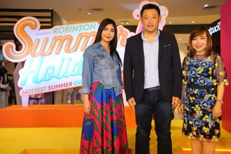 “โรบินสัน” เปิดรันเวย์ต้อนรับซัมเมอร์ ชวนเซเลบและนักช็อปแฟชั่นนิสต้า อัพเดทคอลเลกชั่นฤดูร้อน 2018 ก่อนใคร!