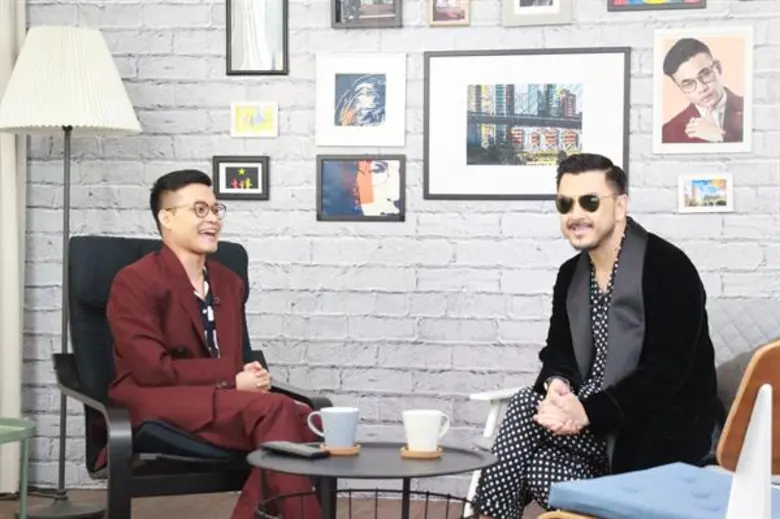 ทีวีไกด์: รายการ “Loukgolf’s English Room” แขกรับเชิญ “หมู อาซาว่า” ออกอากาศ วันอาทิตย์ที่ 18 มีนาคม 61