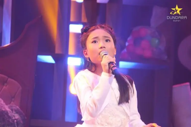 ทีวีไกด์: รายการ "ดันดารา Gold" คนชื่อแปลก! โผล่อีกแล้ว พอฟังความหมายแล้วเข้าใจเลย!!