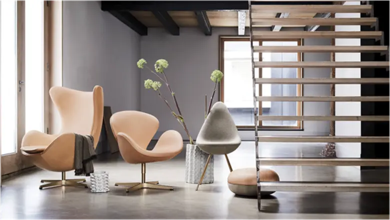 งานนิทรรศการ Celebrate Design Icon with Fritz Hansen’s 60th Anniversary Collection ระหว่างวันที่ 22-28 มีนาคม 2561